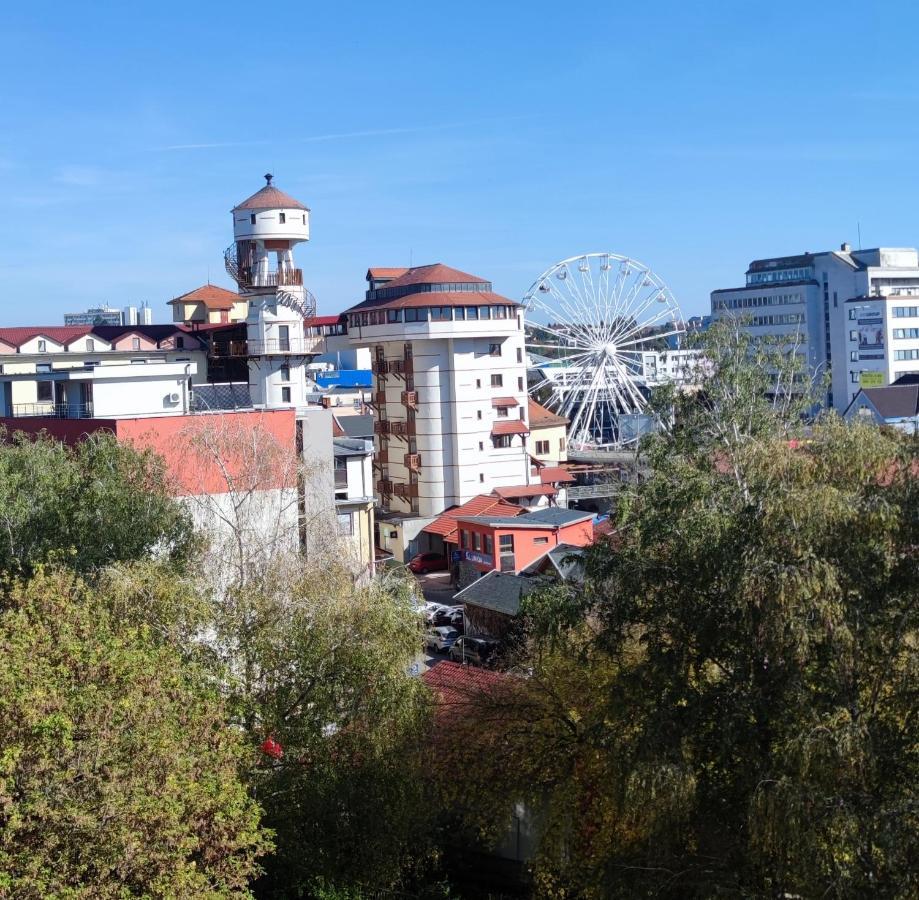 Fast Apartment In The Centrum Levice Bagian luar foto